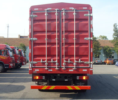 解放牌CA5311CCYP2K2L7T4E4A80-1型倉(cāng)柵式運(yùn)輸車(chē)